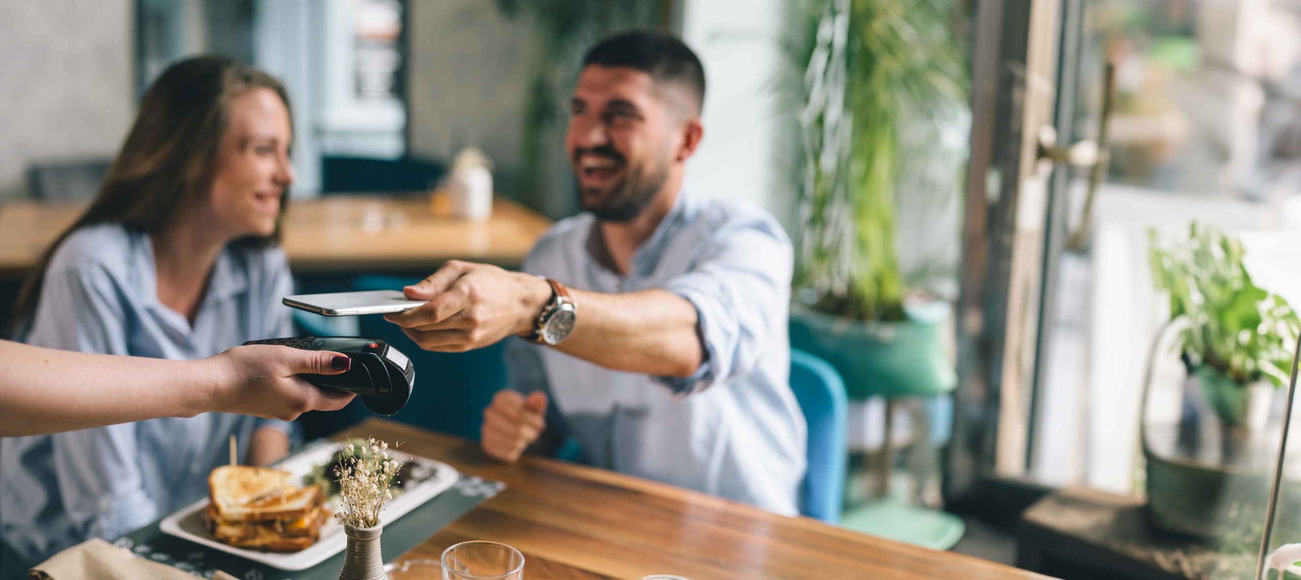 Improving your restaurant’s operational efficiency with Pay@Table